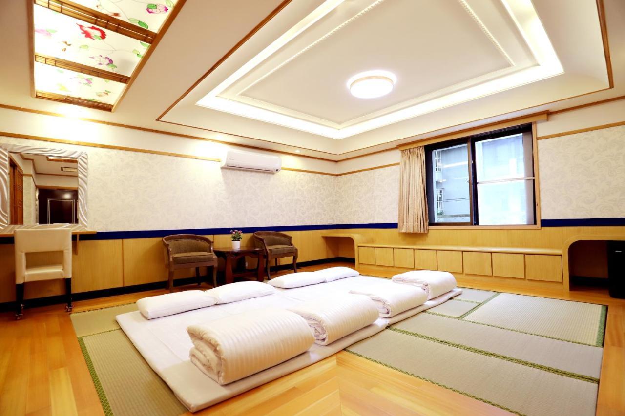 Phoenix Pavilion Hot Spring Hotel Taipeh Exterior foto