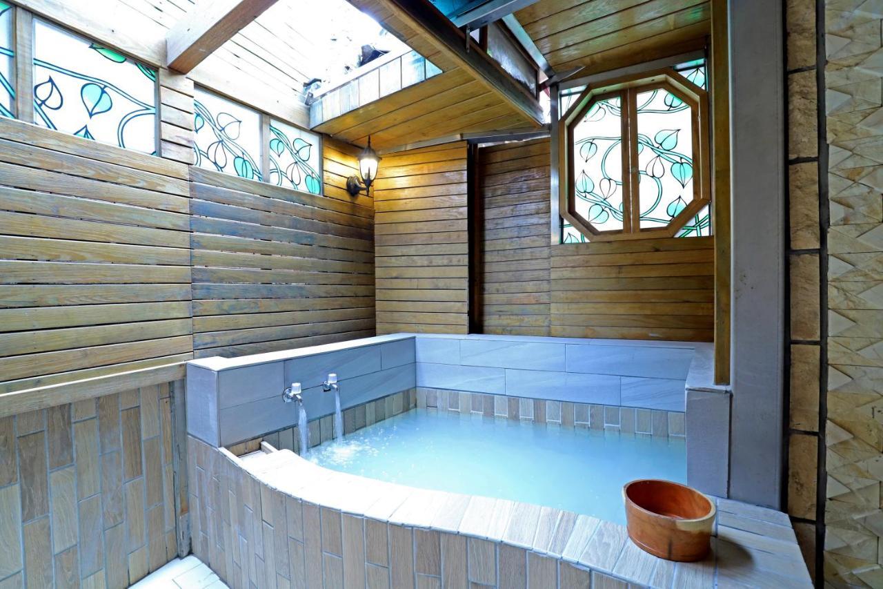 Phoenix Pavilion Hot Spring Hotel Taipeh Exterior foto
