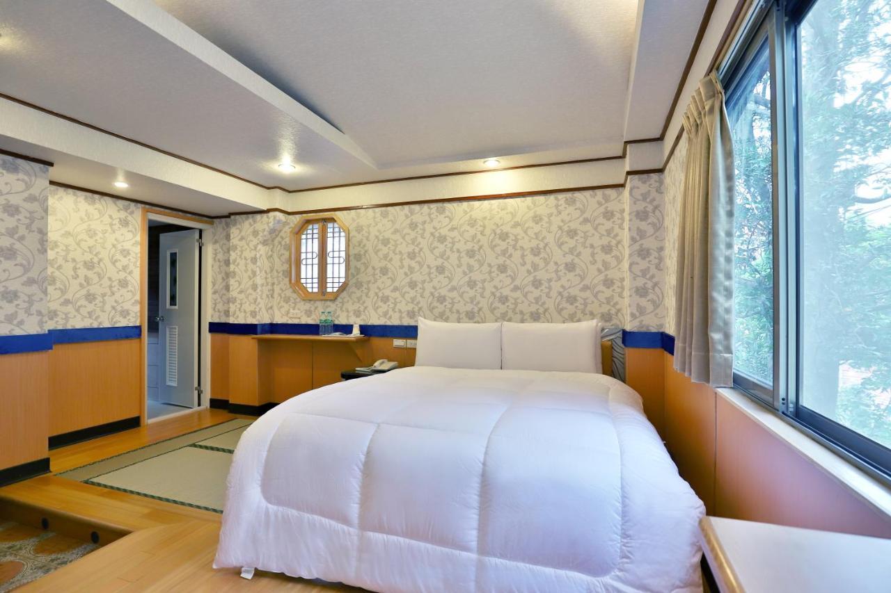 Phoenix Pavilion Hot Spring Hotel Taipeh Exterior foto