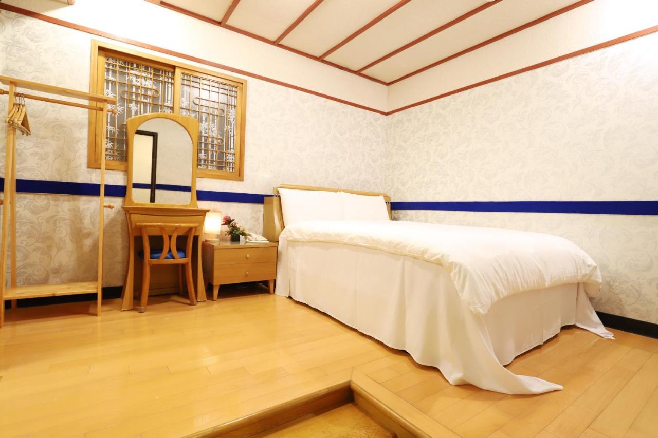 Phoenix Pavilion Hot Spring Hotel Taipeh Exterior foto