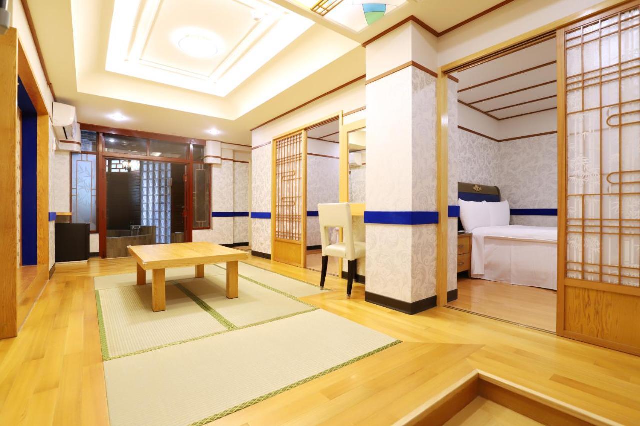 Phoenix Pavilion Hot Spring Hotel Taipeh Exterior foto