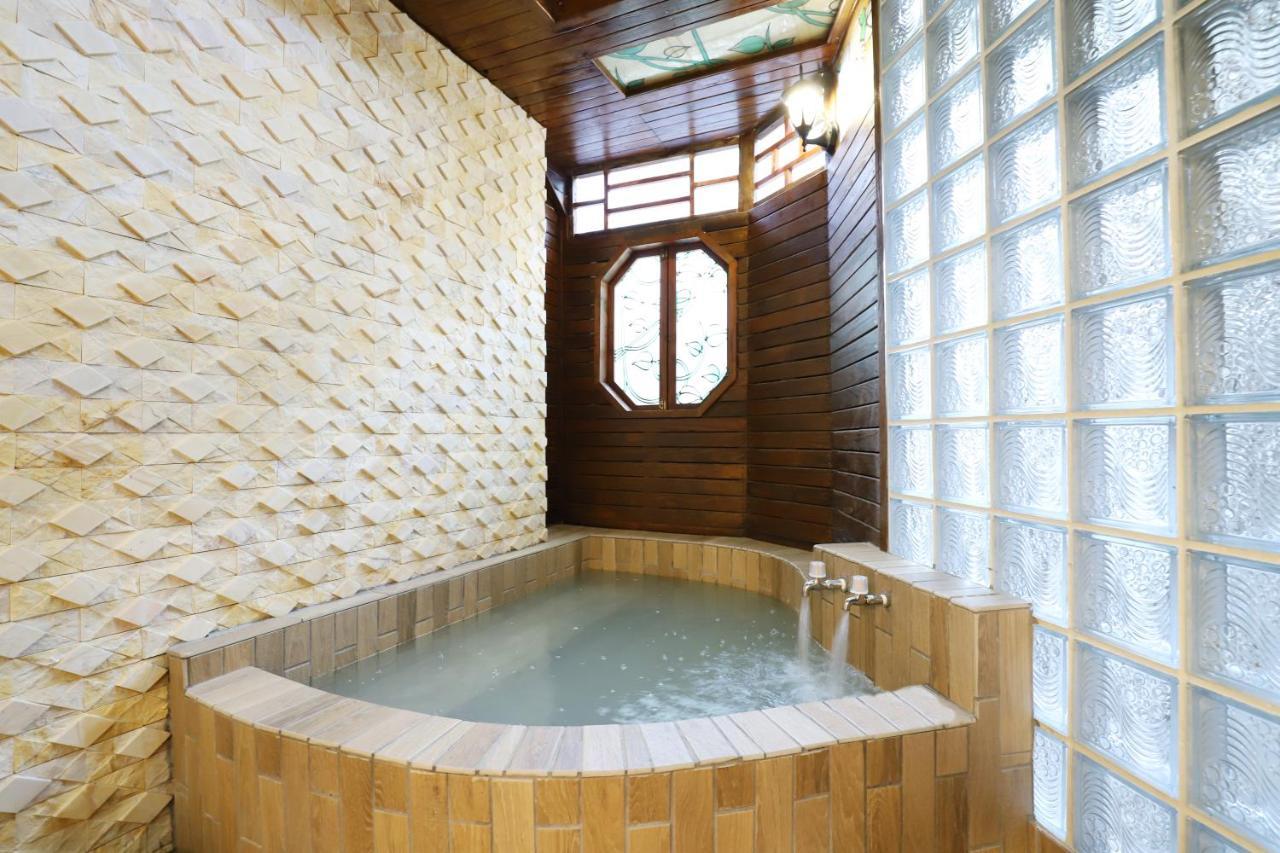Phoenix Pavilion Hot Spring Hotel Taipeh Exterior foto