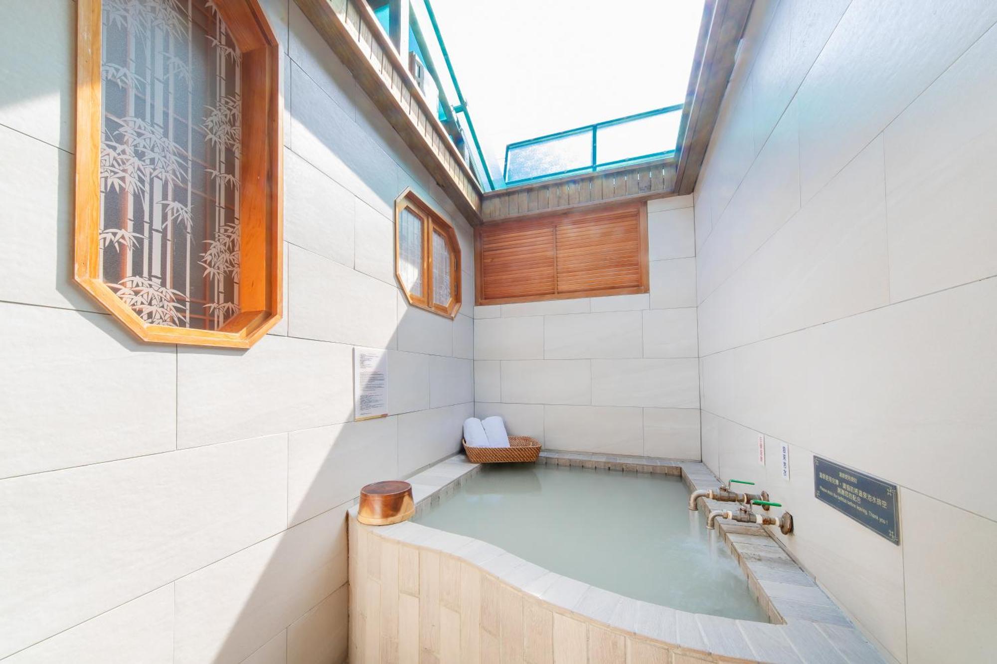 Phoenix Pavilion Hot Spring Hotel Taipeh Exterior foto