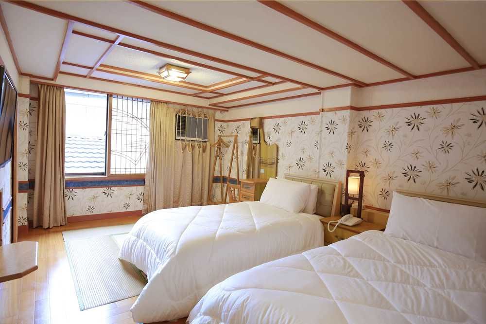 Phoenix Pavilion Hot Spring Hotel Taipeh Exterior foto
